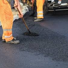 Best Recycled Asphalt Driveway Installation  in Mec, CA